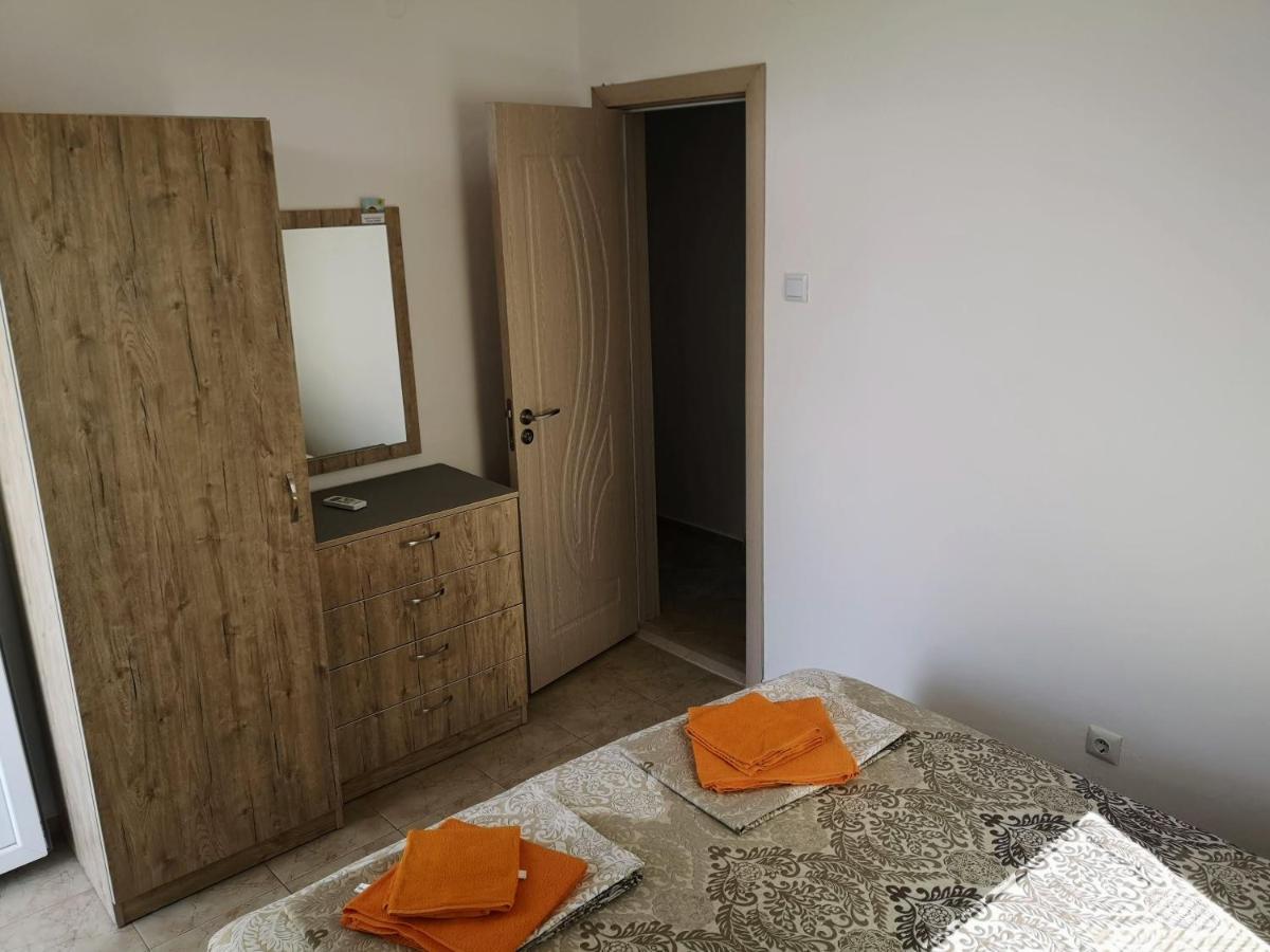 Apartment Elvira Chernomorets Esterno foto